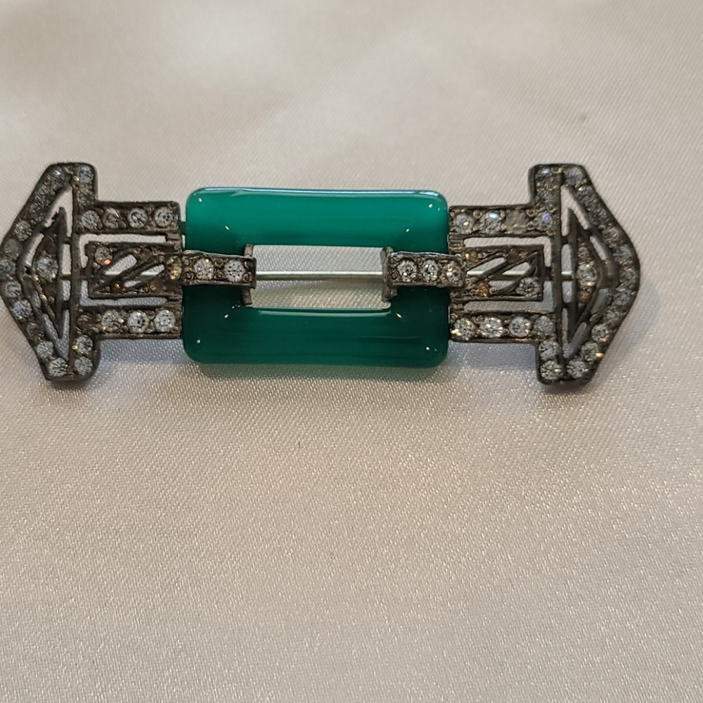 Arrow rhinestone pin